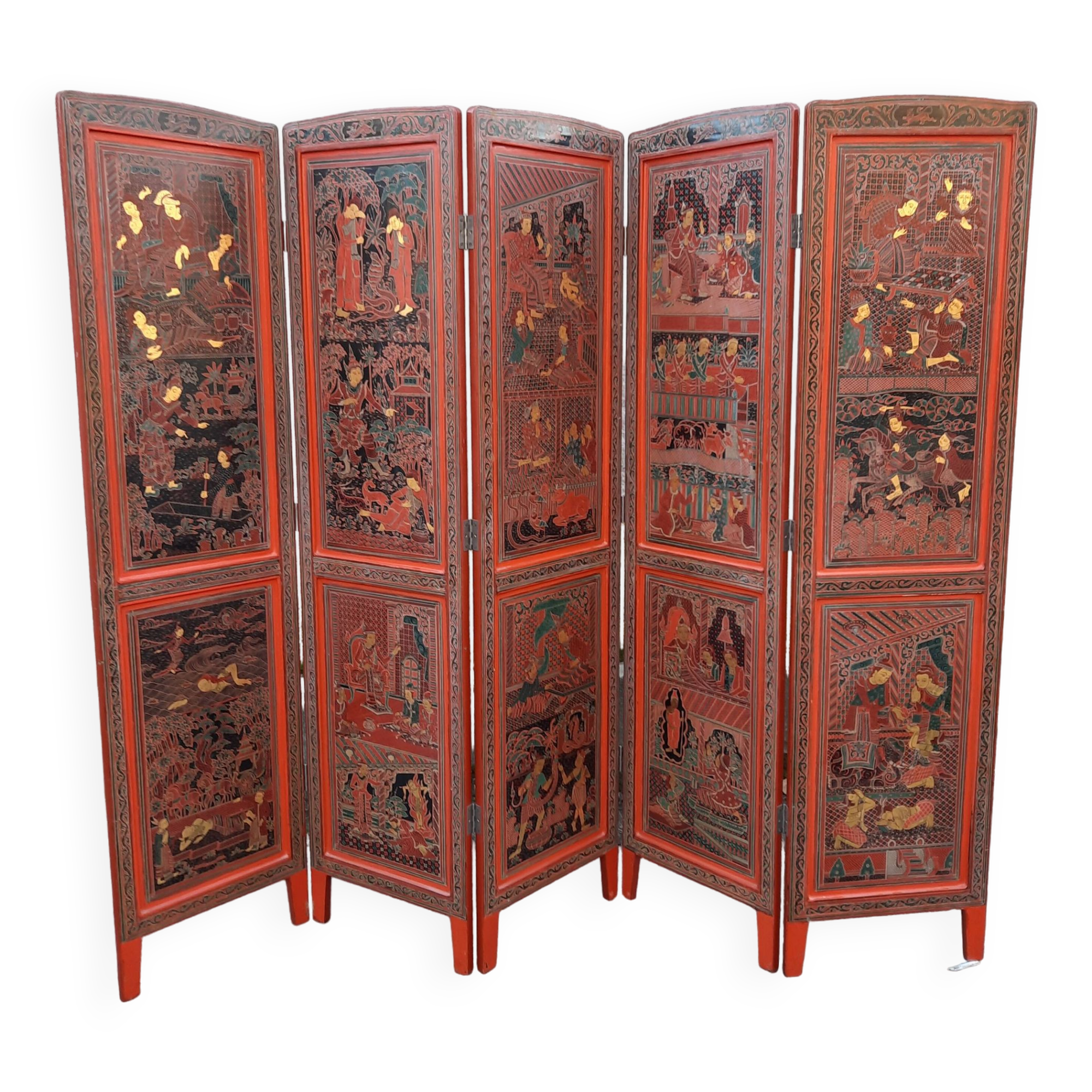 Large extreme orirntal screen