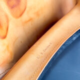 Paire de fauteuils Cab 413 par Mario Bellini en cuir beige patiné, Cassina