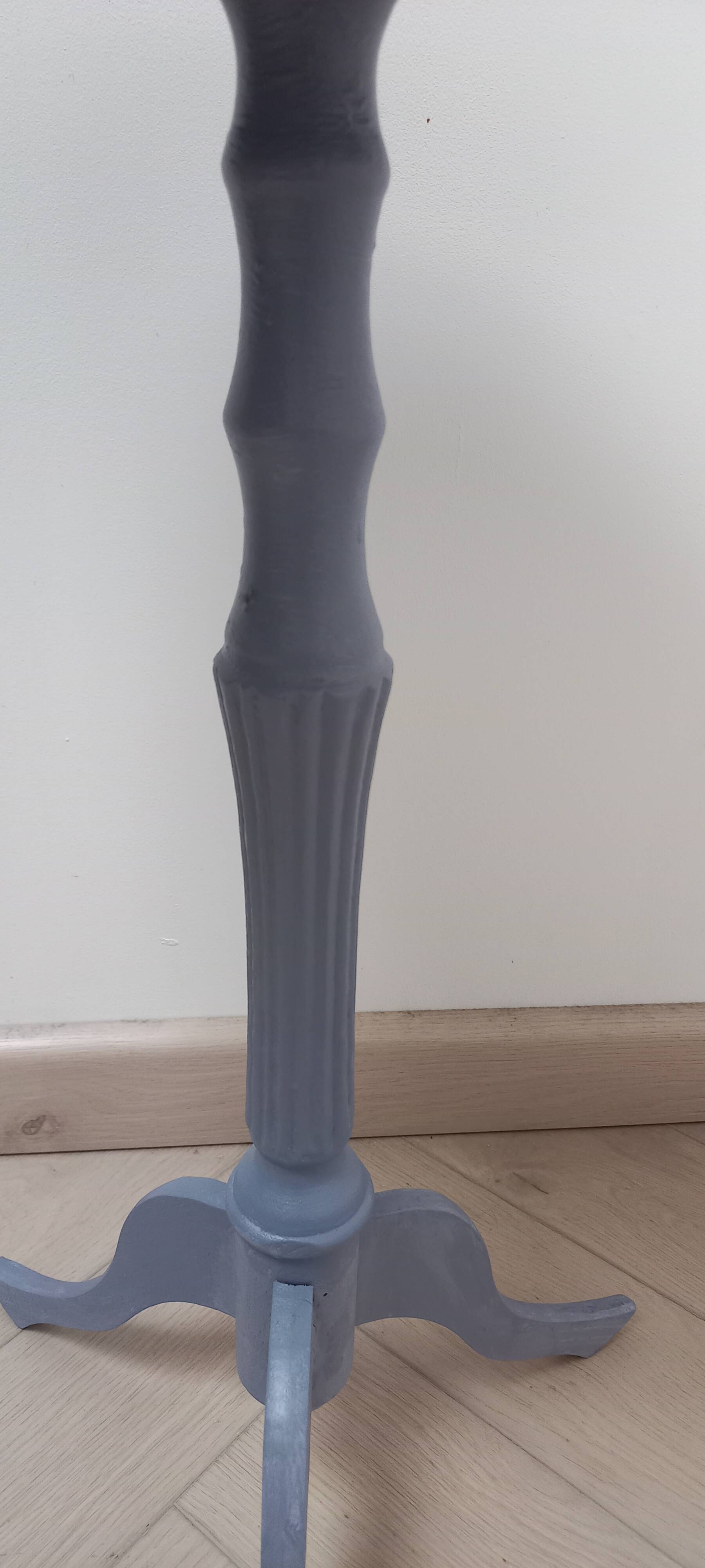 Refurbished tripod pedestal table