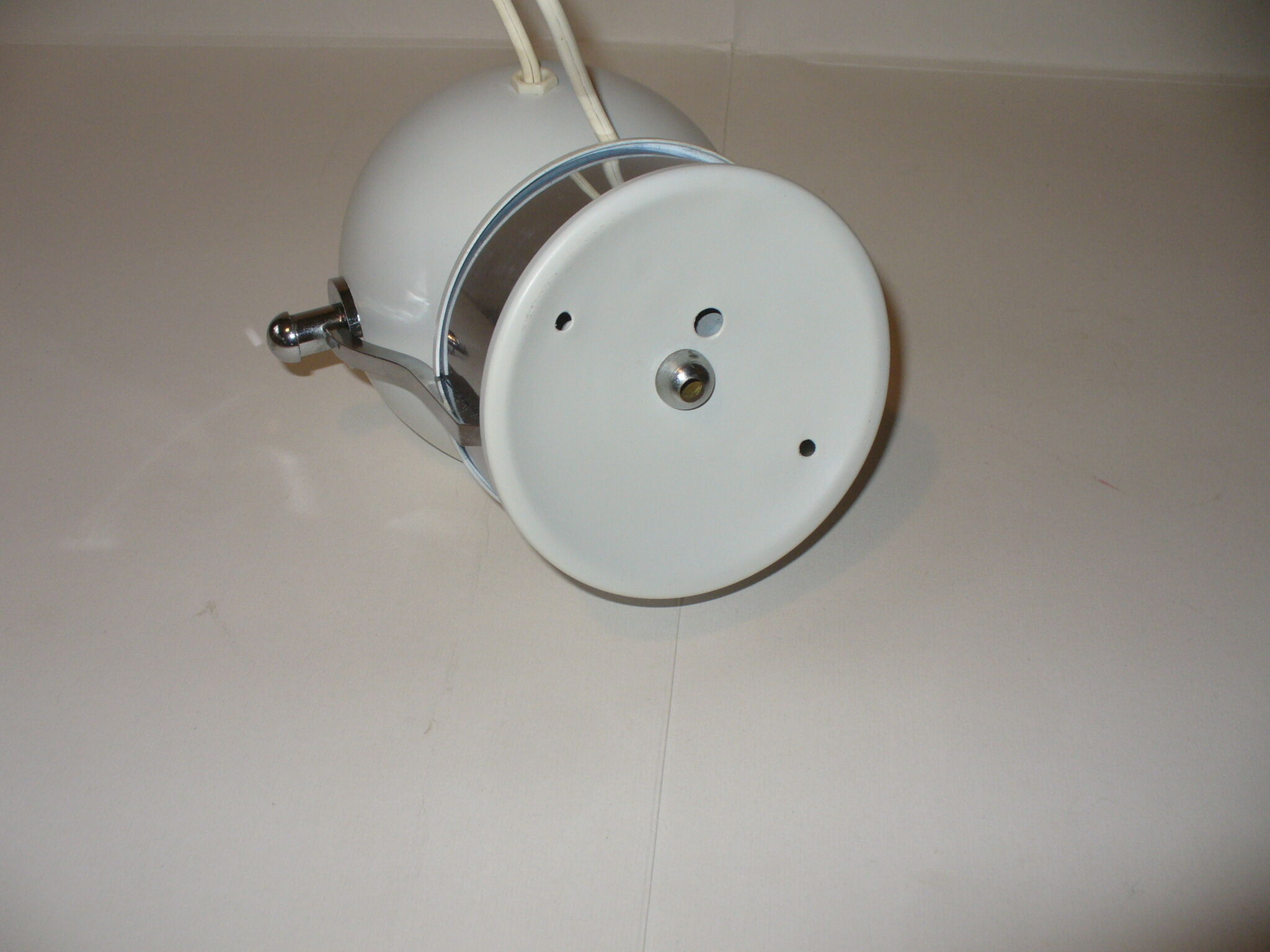 Eye ball wall lamp from the 60s - 70s