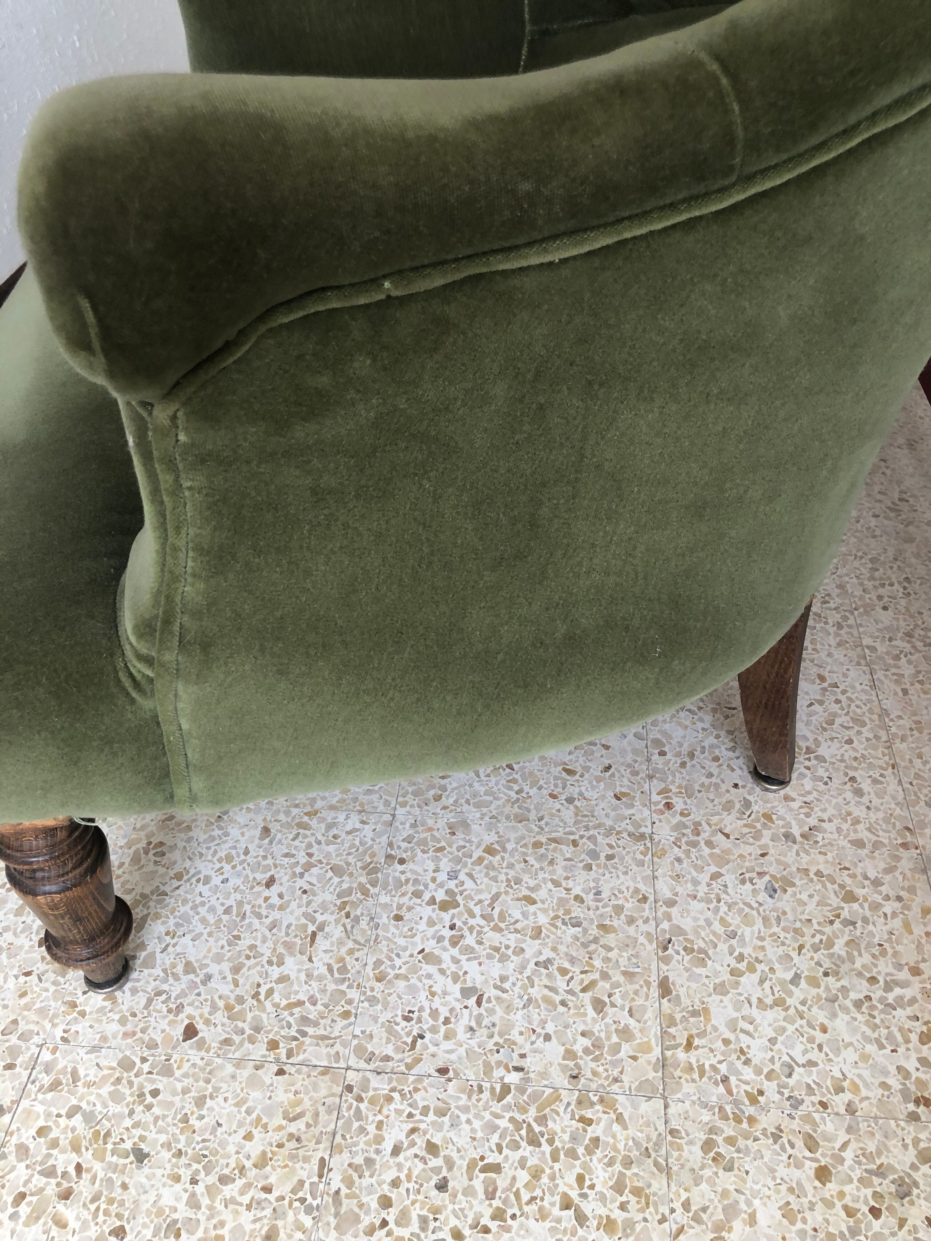 Toad armchair in green velvet