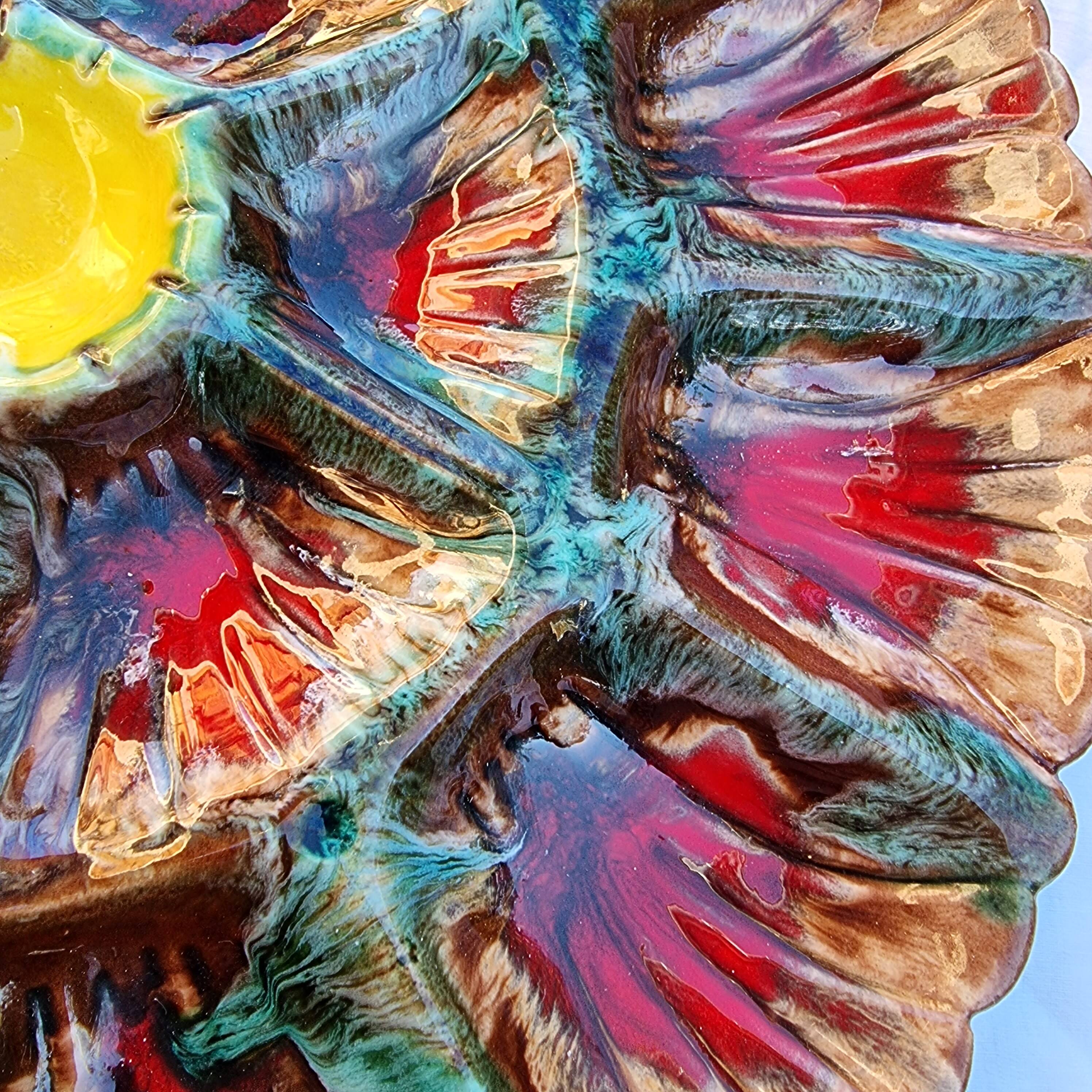 Handmade painted and glazed Barbotina ceramic oyster dish from Vallauris France ann