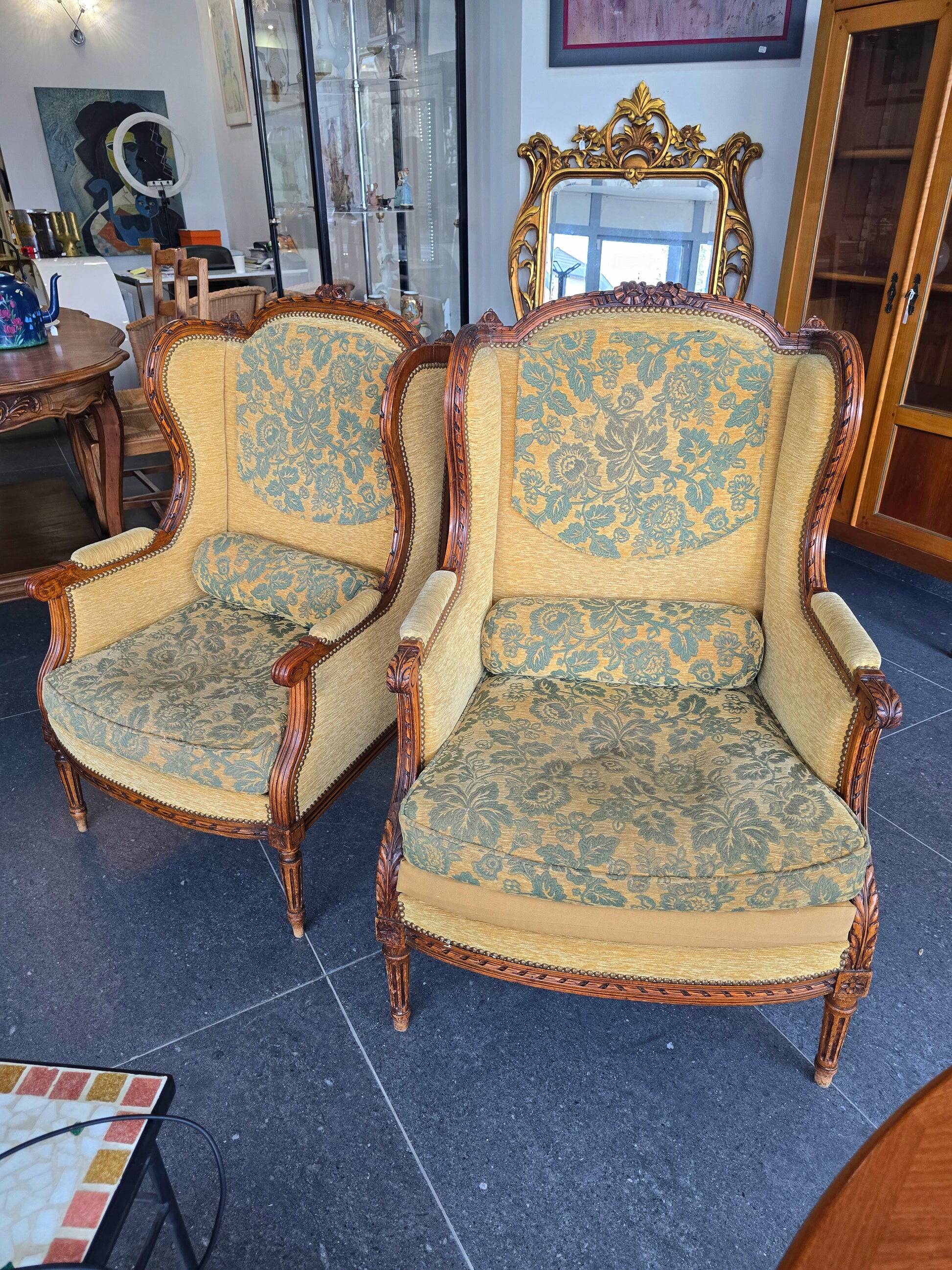Louis XVI bergère armchairs, late 19th - early 20th century