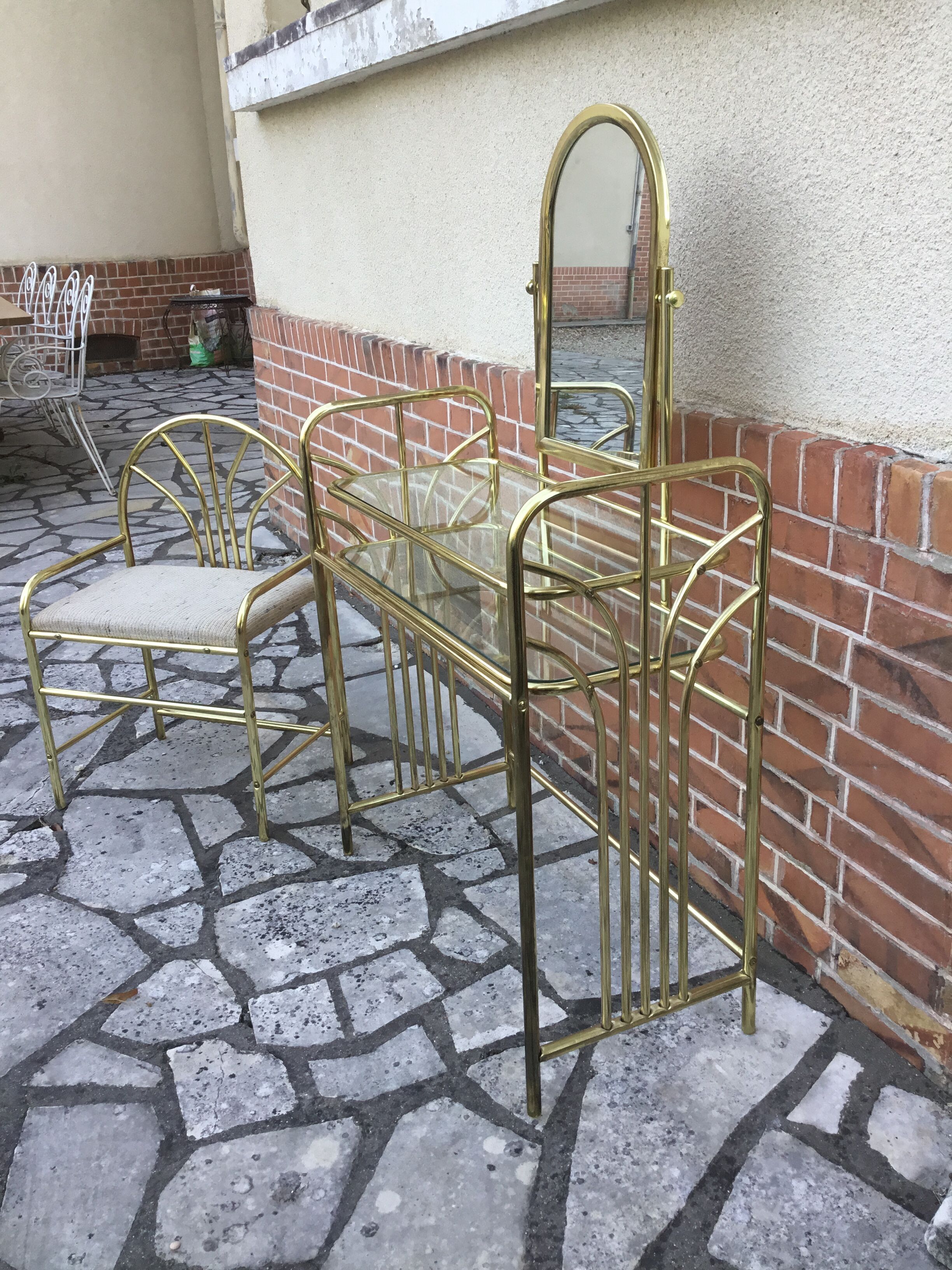 Vintage hairdresser and chair