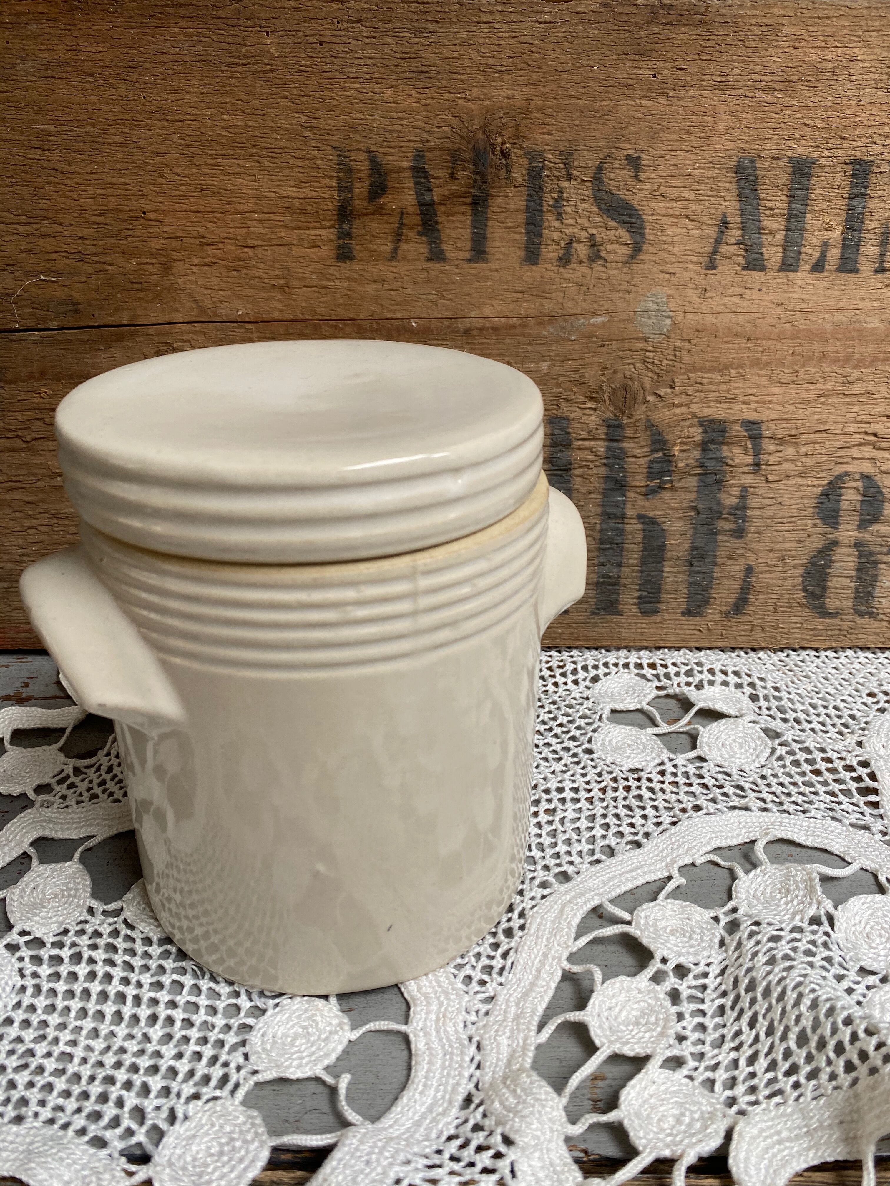 Sandstone pot