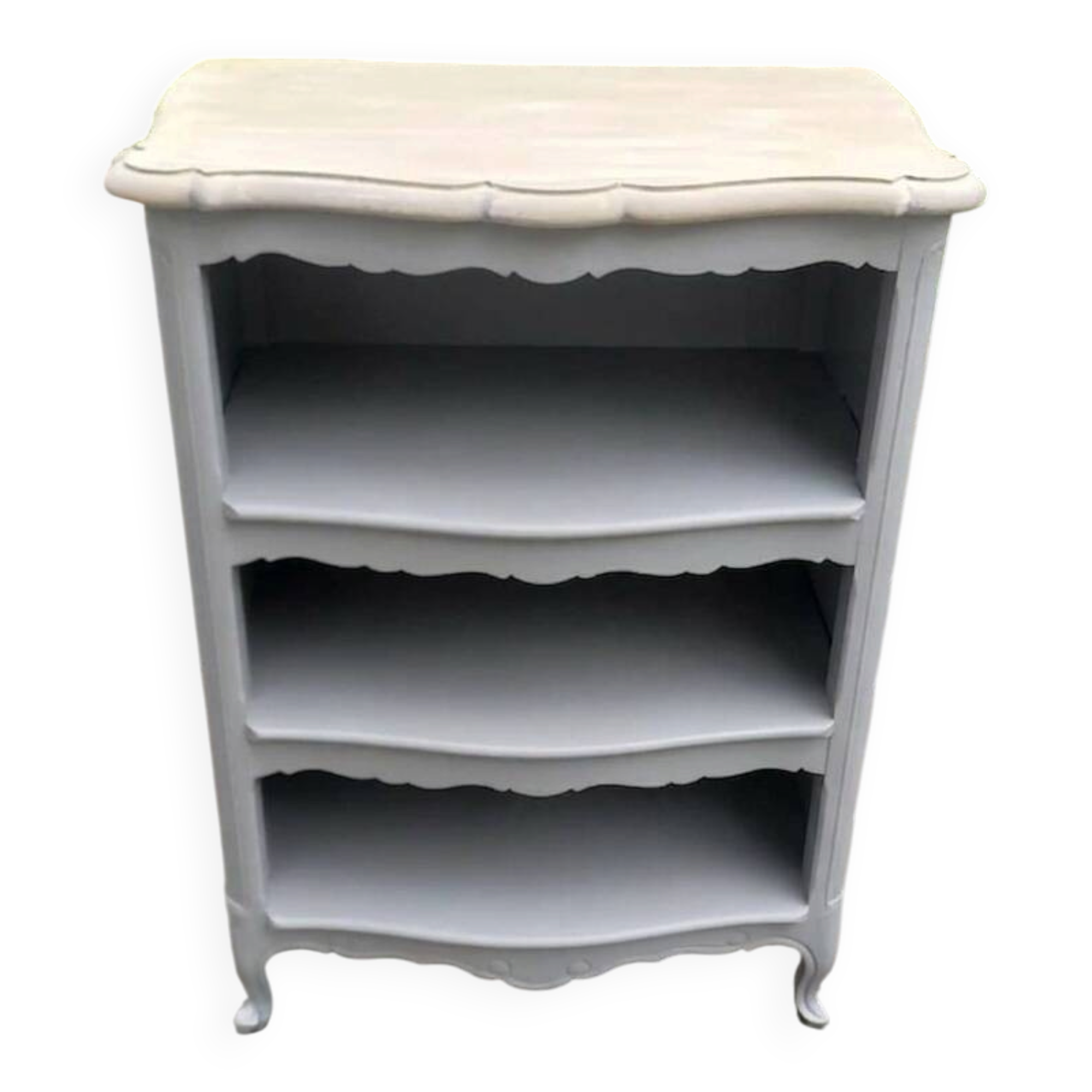 Light grey ancient bibus
