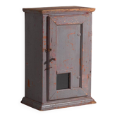 Petit meuble ancien peint en bois de pin – Europe centrale, vers 1900