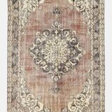 Pale Red & Cream Classic Vintage Rug, 202x325Cm