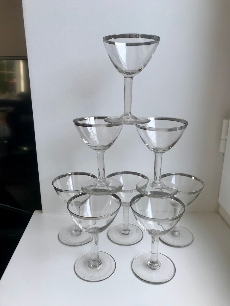 Set of 8 wine glasses with silver edging 50s