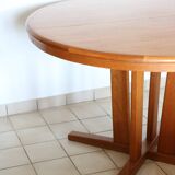 Extendable round table, teak, 1960