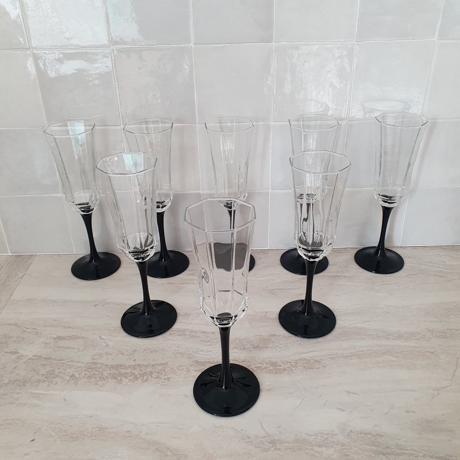 8 Octagonal Pied Noir Champagne Flutes