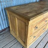 Former draper's counter