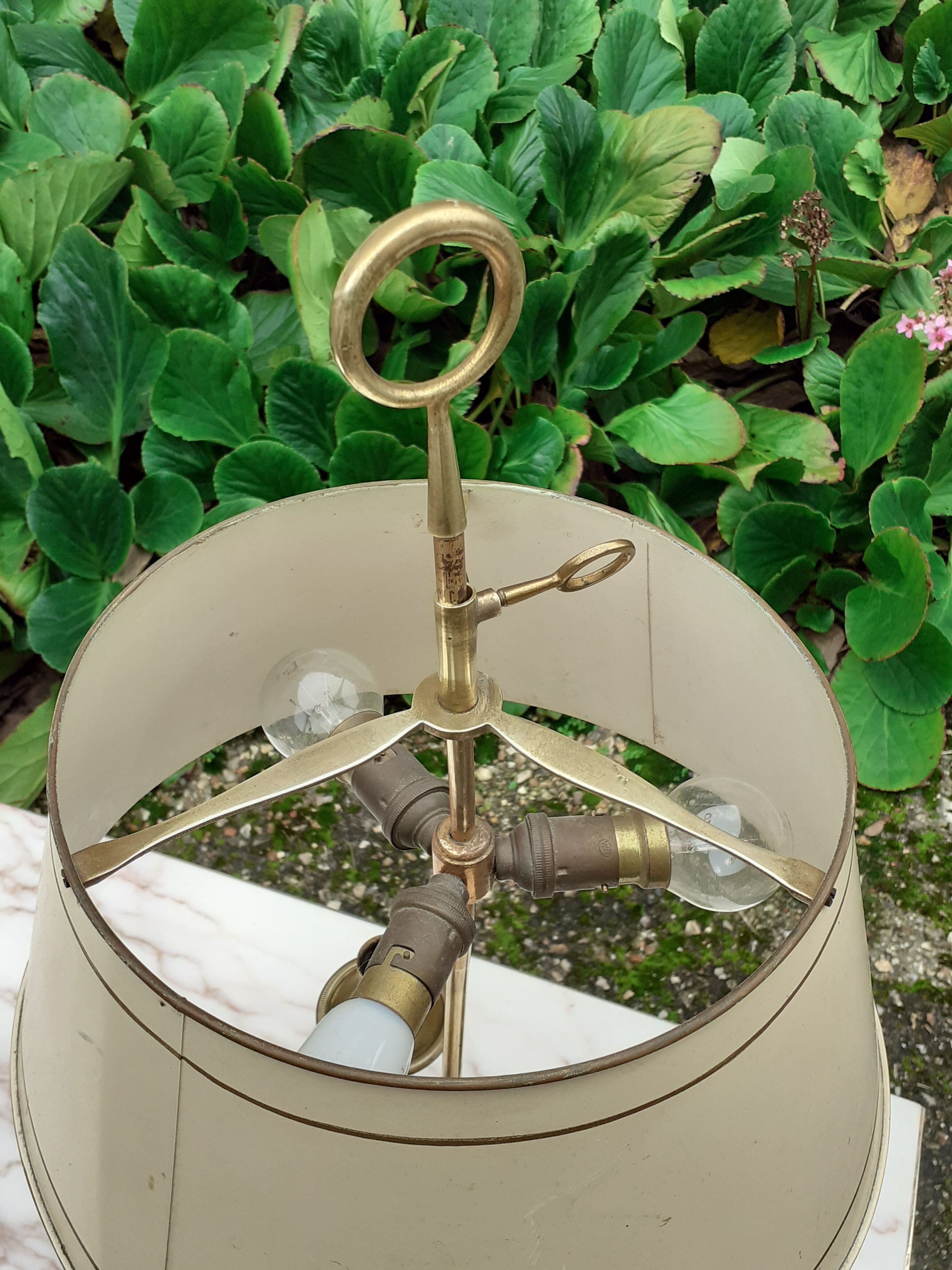 3-branched lampshade lamp sheet gilded bronze pietement