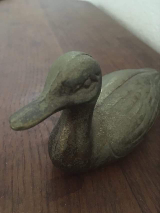 Duck vintage paper press