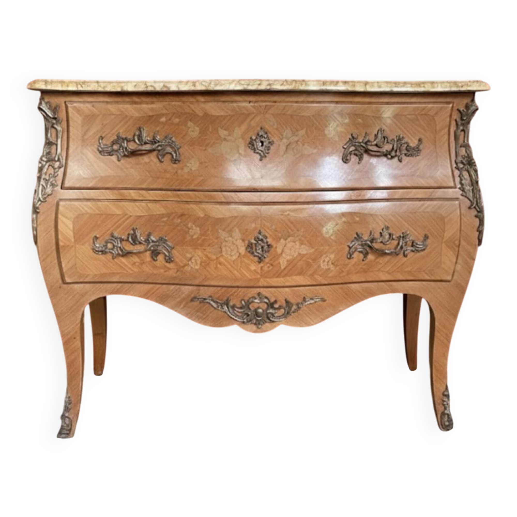 Curved commode