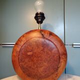 Lamp in elm or thuja wood.