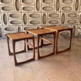 Tables gigognes anglaises en teck par G-Plan