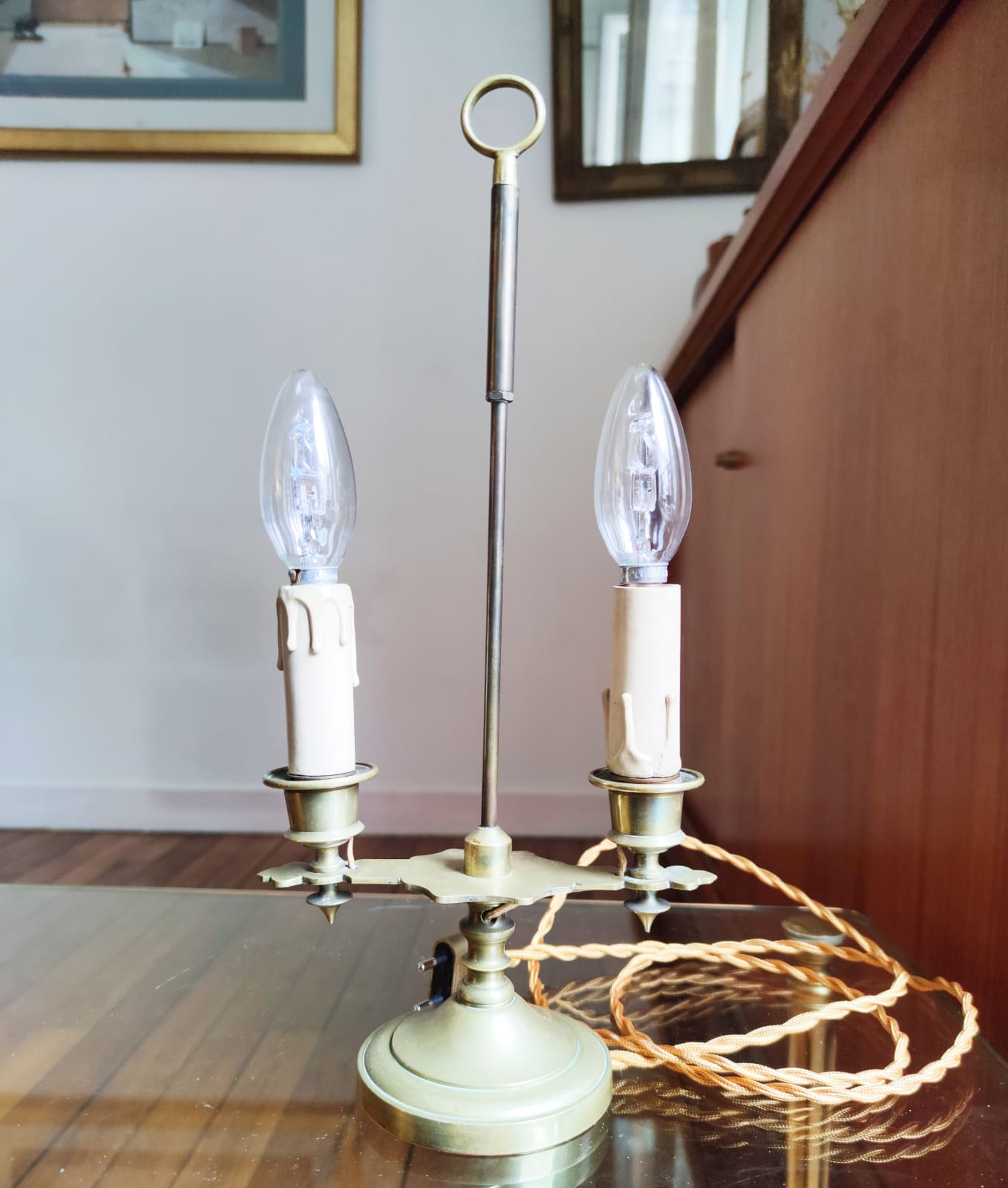 Bouillotte lamp with two lights in gilded bronze