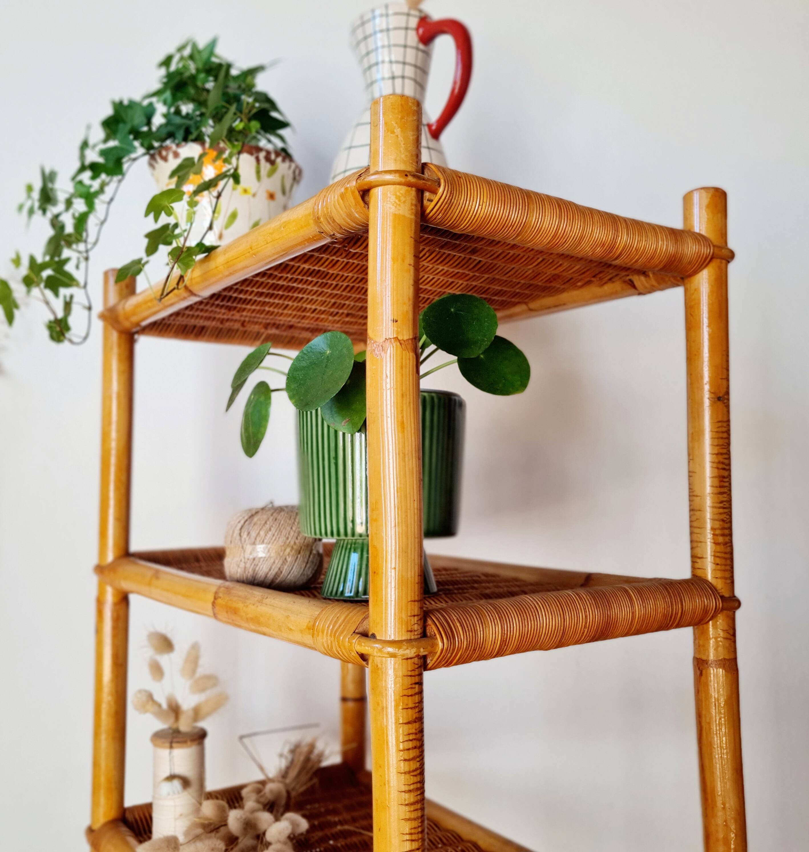 Vintage rattan shelf - bookcase