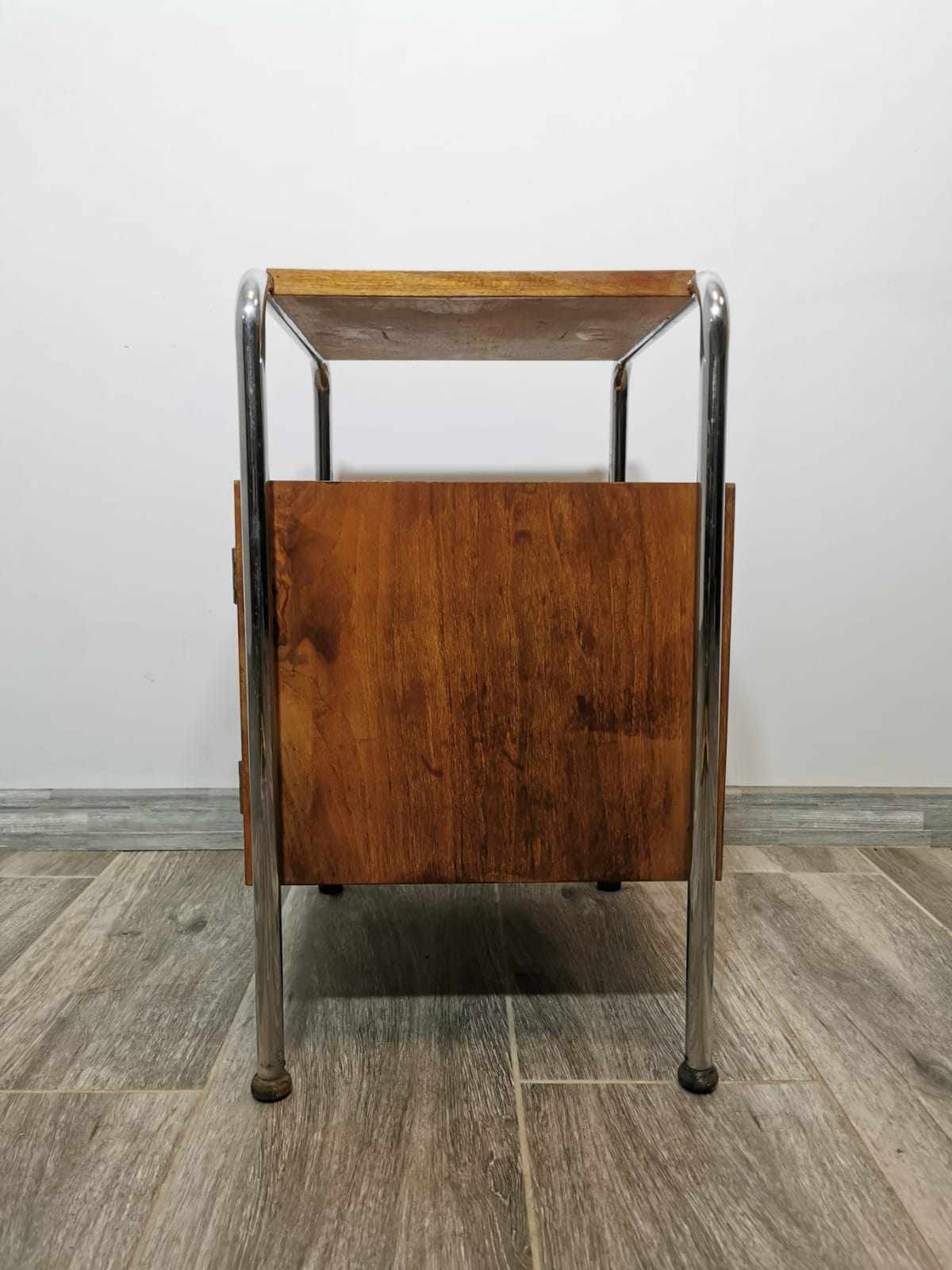 Bauhaus chromed nightstand by Robert Slezak