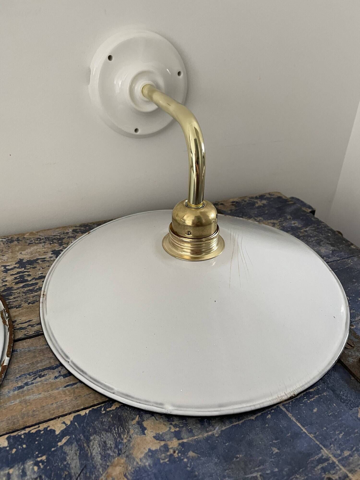 Pair of vintage wall lamps in enamelled sheet metal electrified to nine