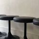 Tabourets tulipe noir , design 1970