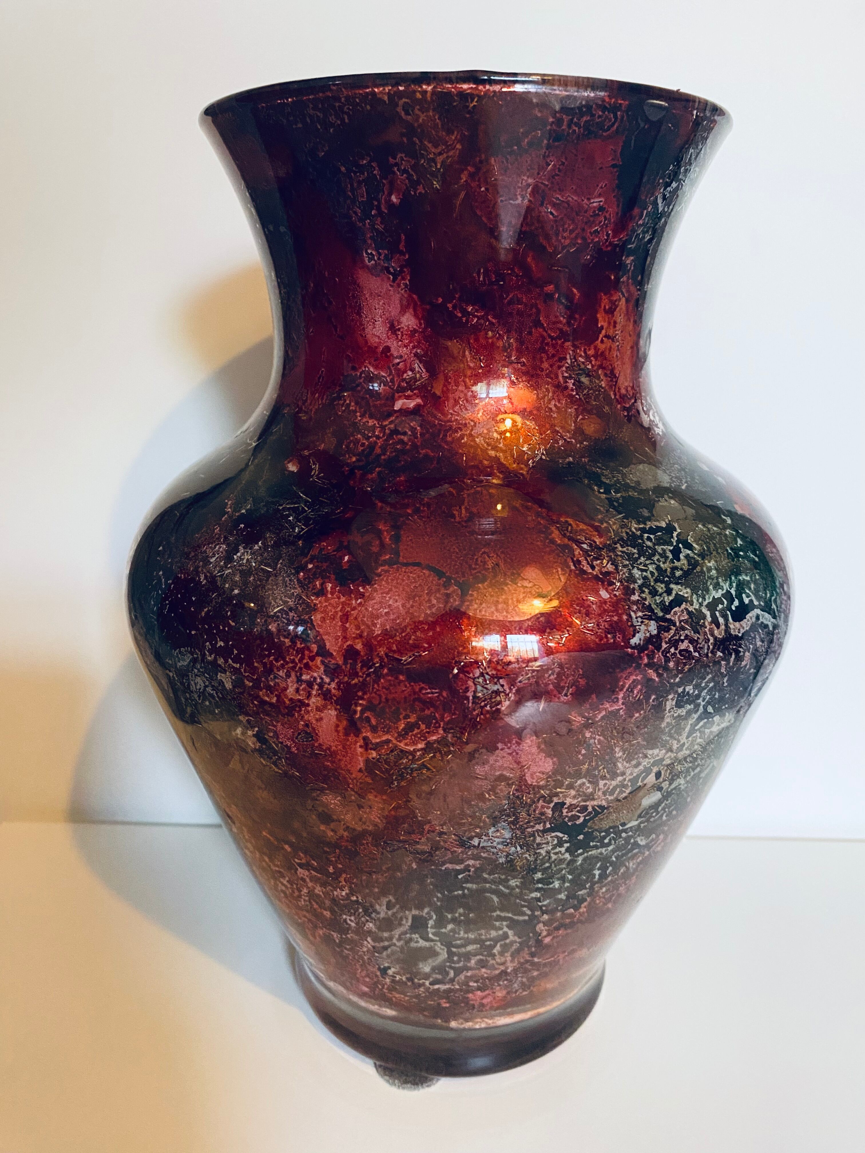 Gilded glass vase