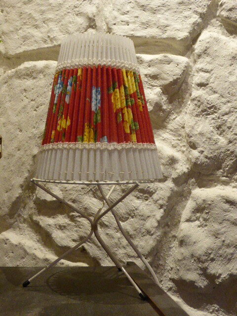 Table lamp, metal base, plastic pleated dayshade and fabrics, design and vintage 1950/60