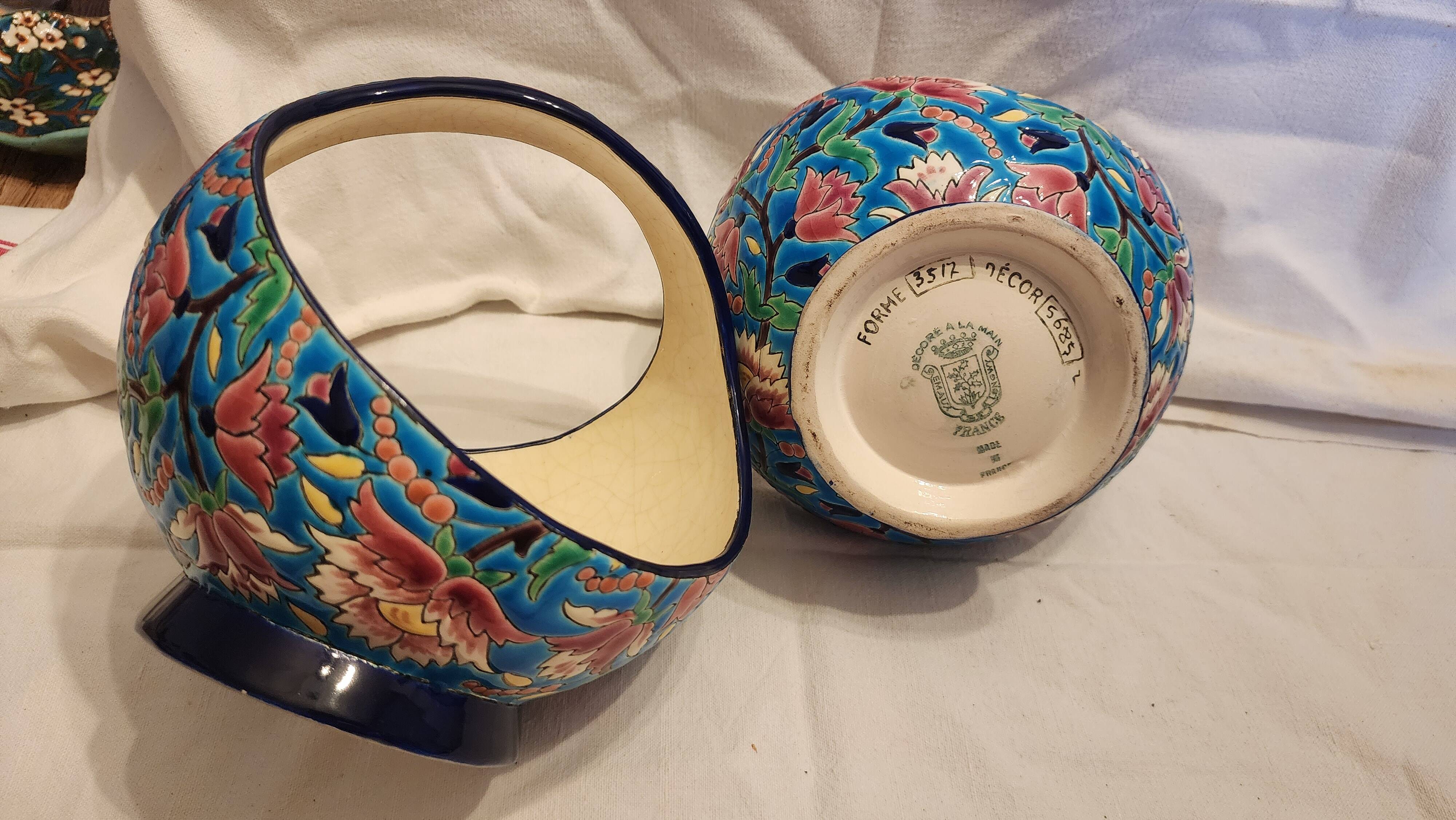 Bowl with handle in Longwy enamels