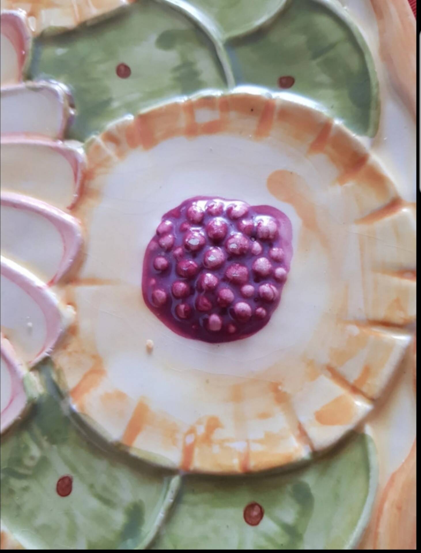 Large Barbotine pie plate