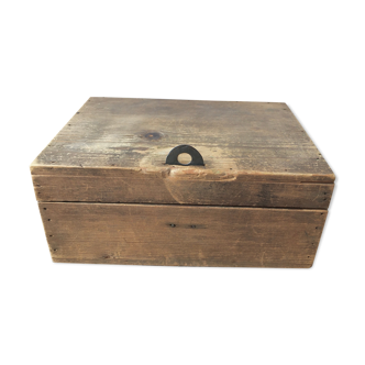 Box/small wooden chest