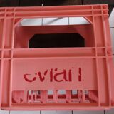 Locker 12 bottles Evian pink plastic