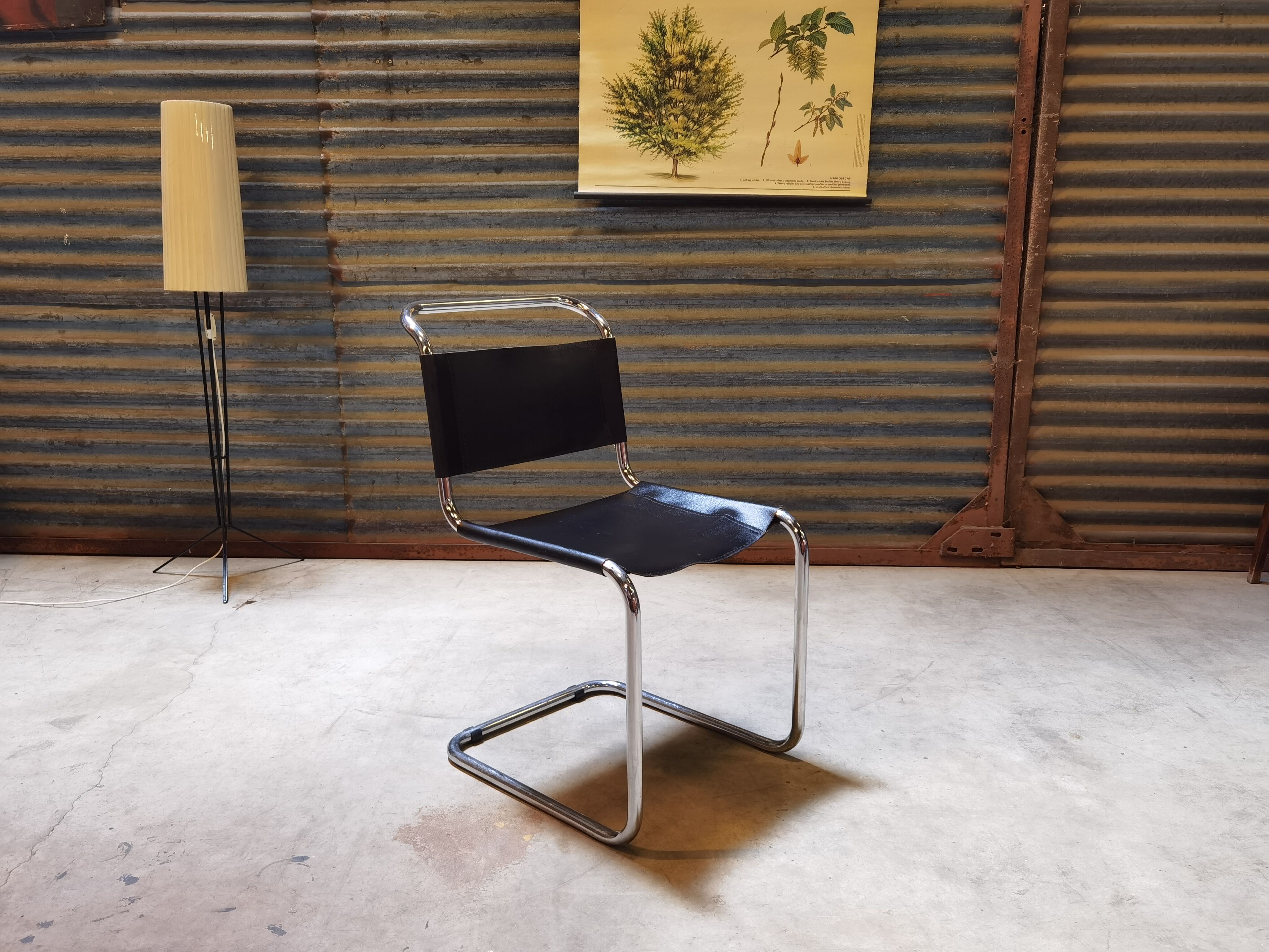 Chair S33 Marcel Breuer Thonet black leather
