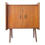 Small oak sideboard from the 50s
