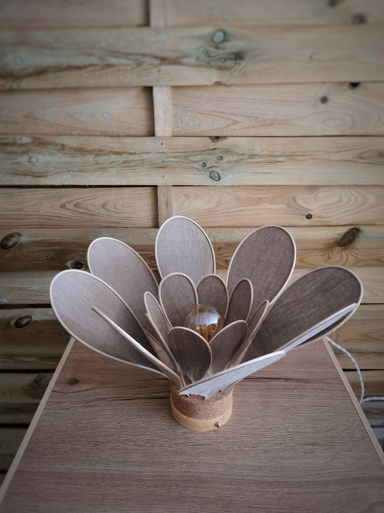 Flower table lamp made of rattan and natural linen petals