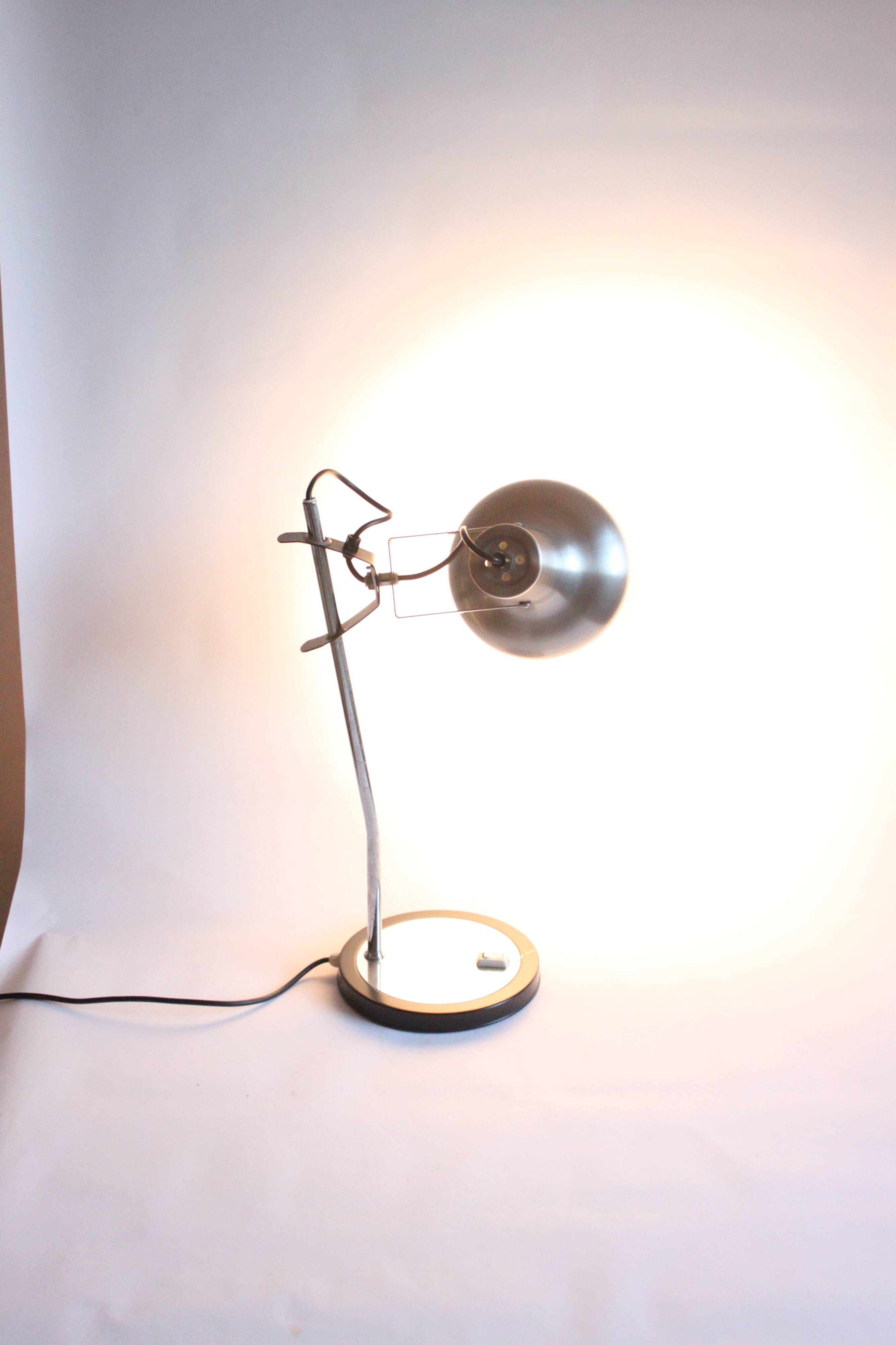 Mid century modern adjustable metal desk lamp, 1960s