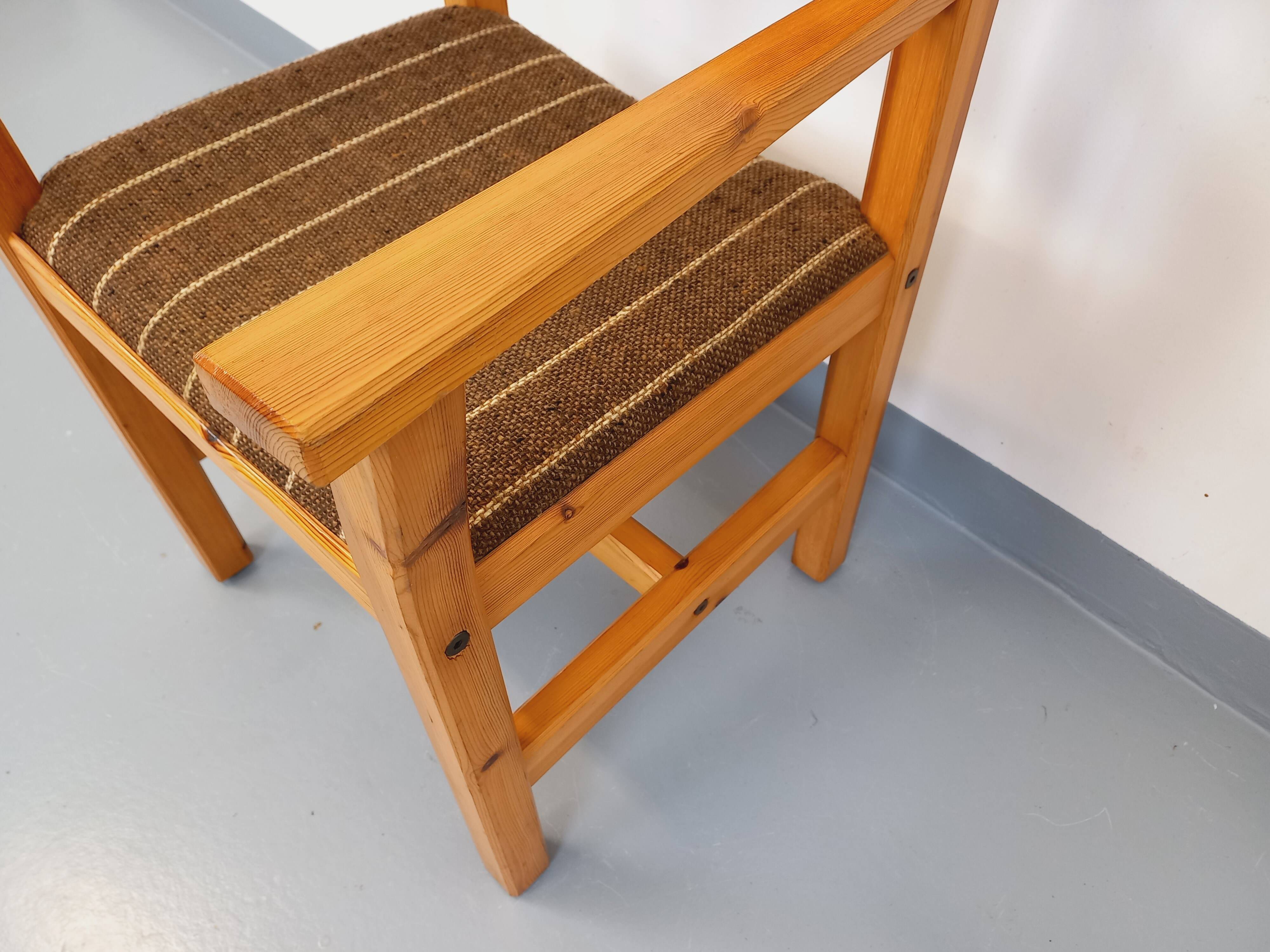 Vintage armchair in pine and fabric from the 80s