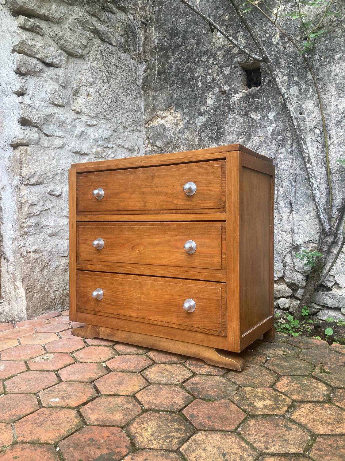 Vintage pine chest of drawers
