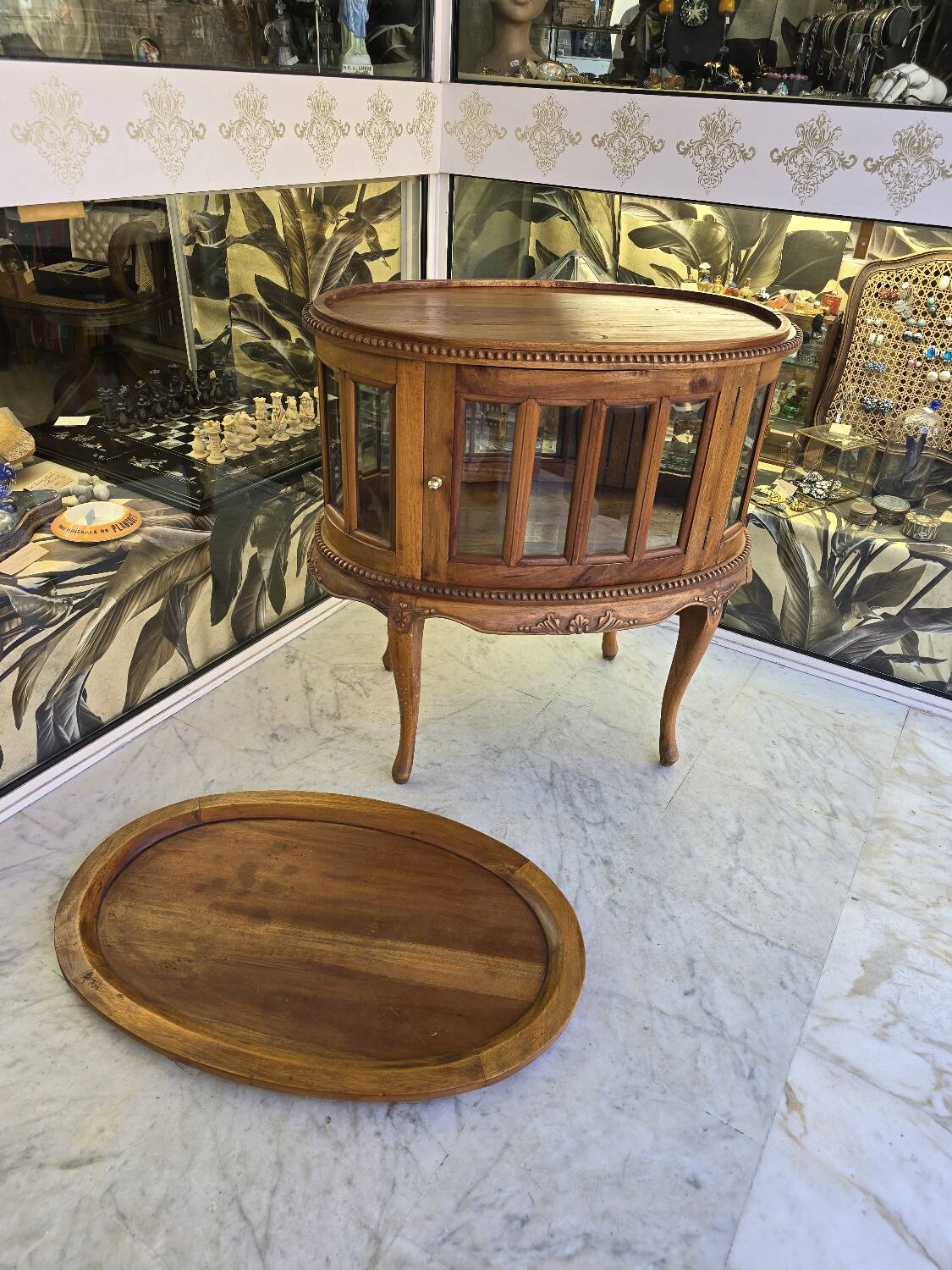 Showcase or tea cabinet