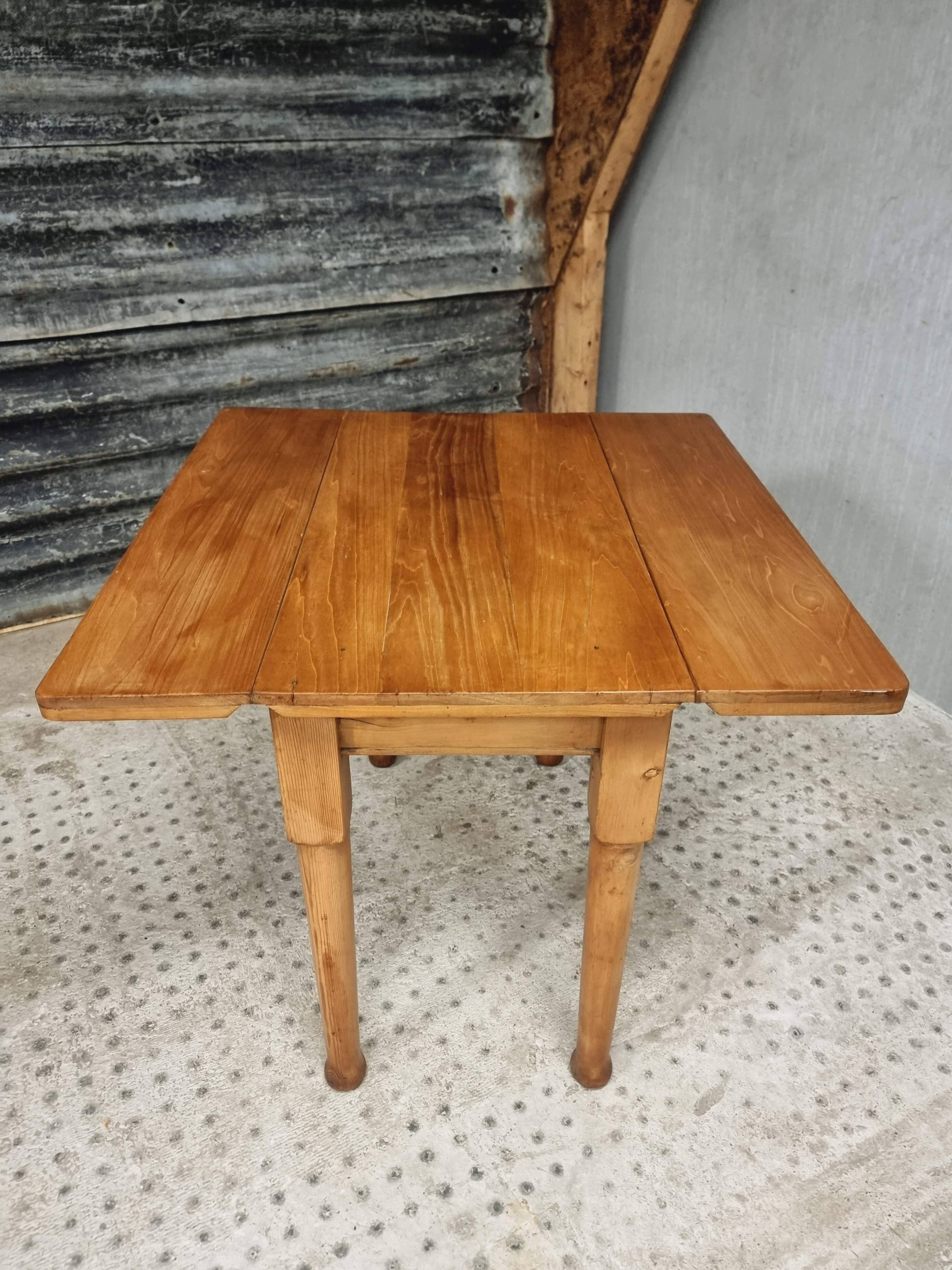 Vintage table folding table dining table side table 90x90cm