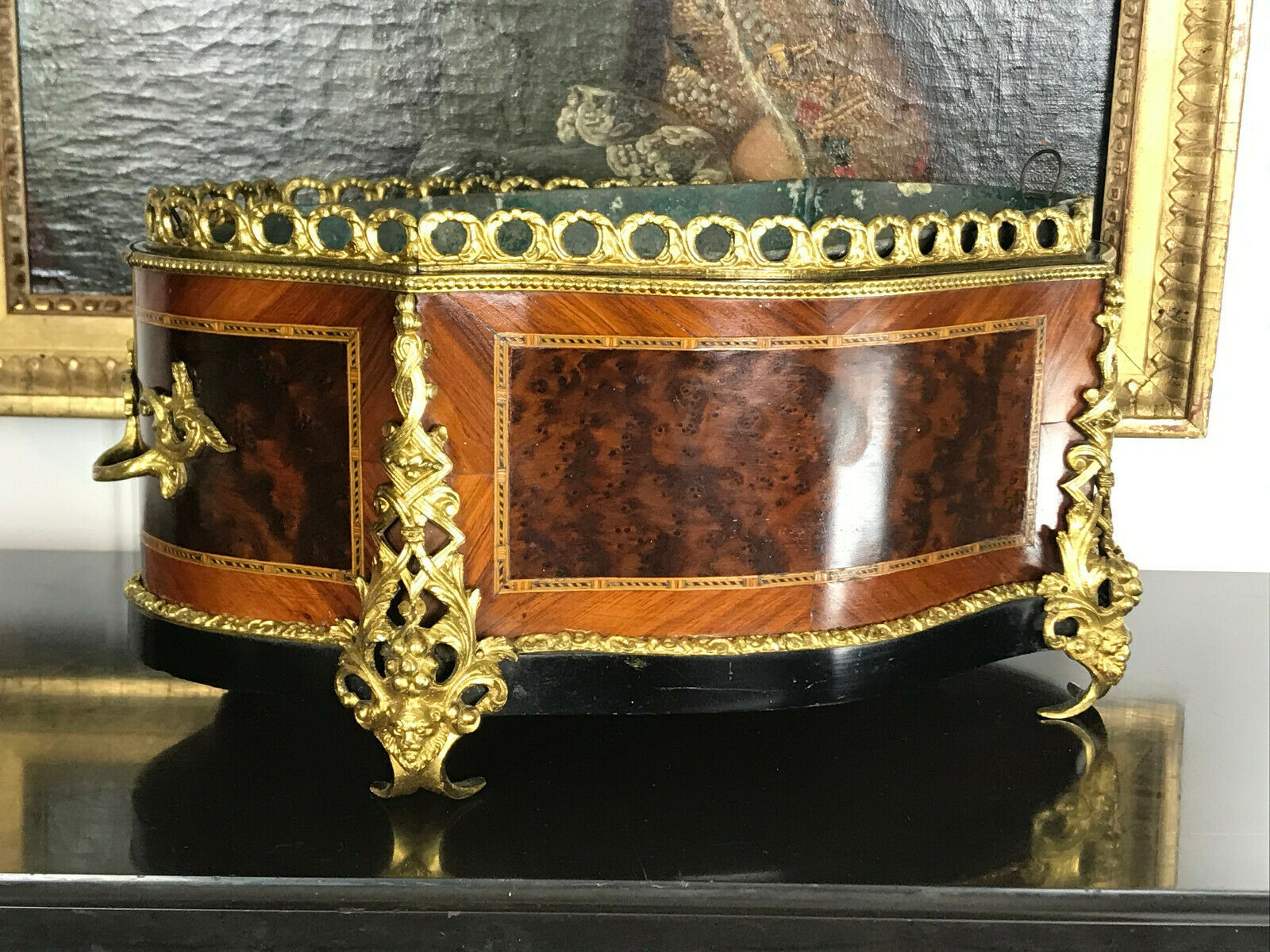 Garden of eventful form Napoleon III era