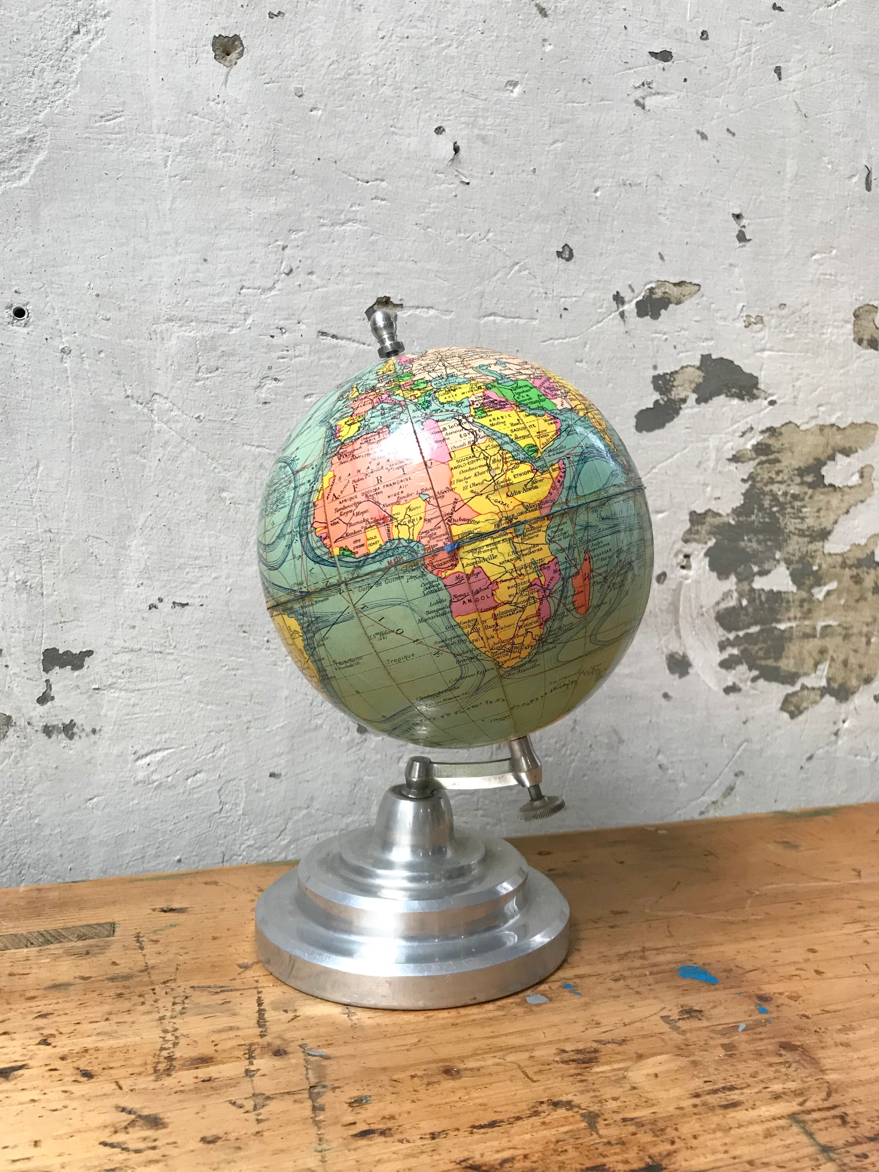 World map base aluminum
