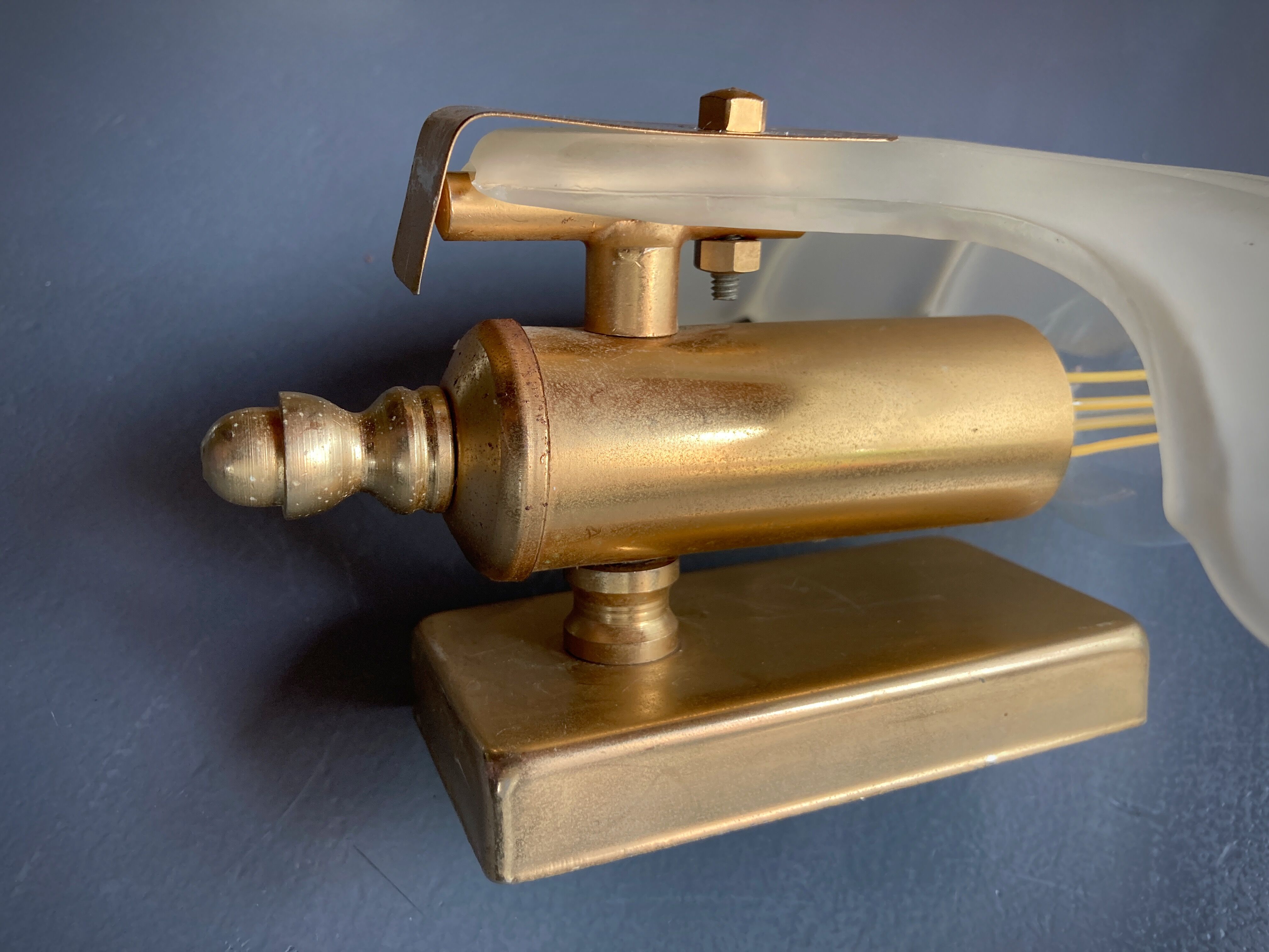 Frosted glass shell wall lamps