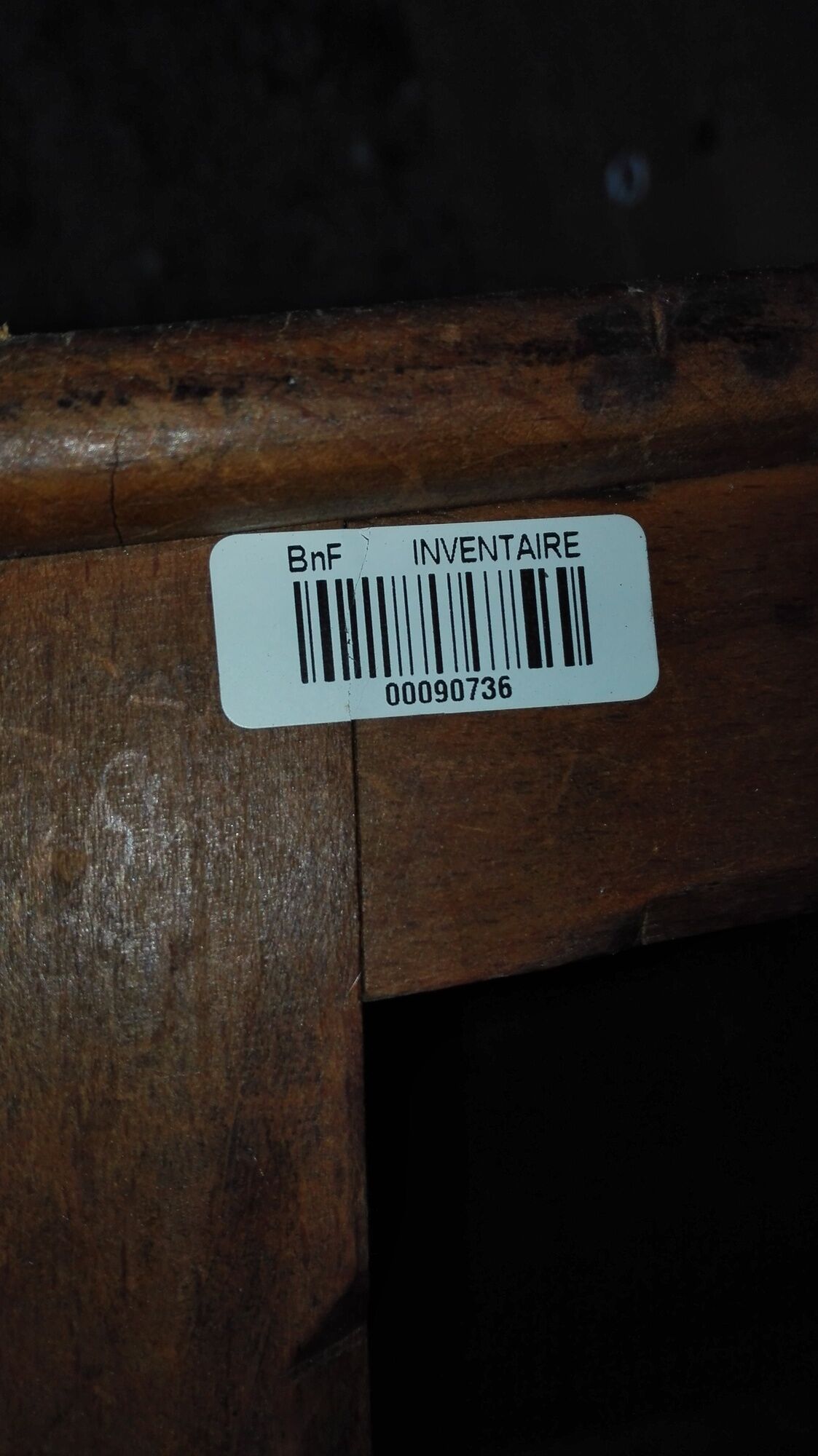 Old stool, market walk BNF (National Library of France)