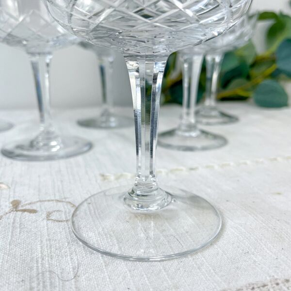 6 coupes à champagne en cristal taillé vintage, cristallerie de Lorraine Lemberg, années 1950-1970
