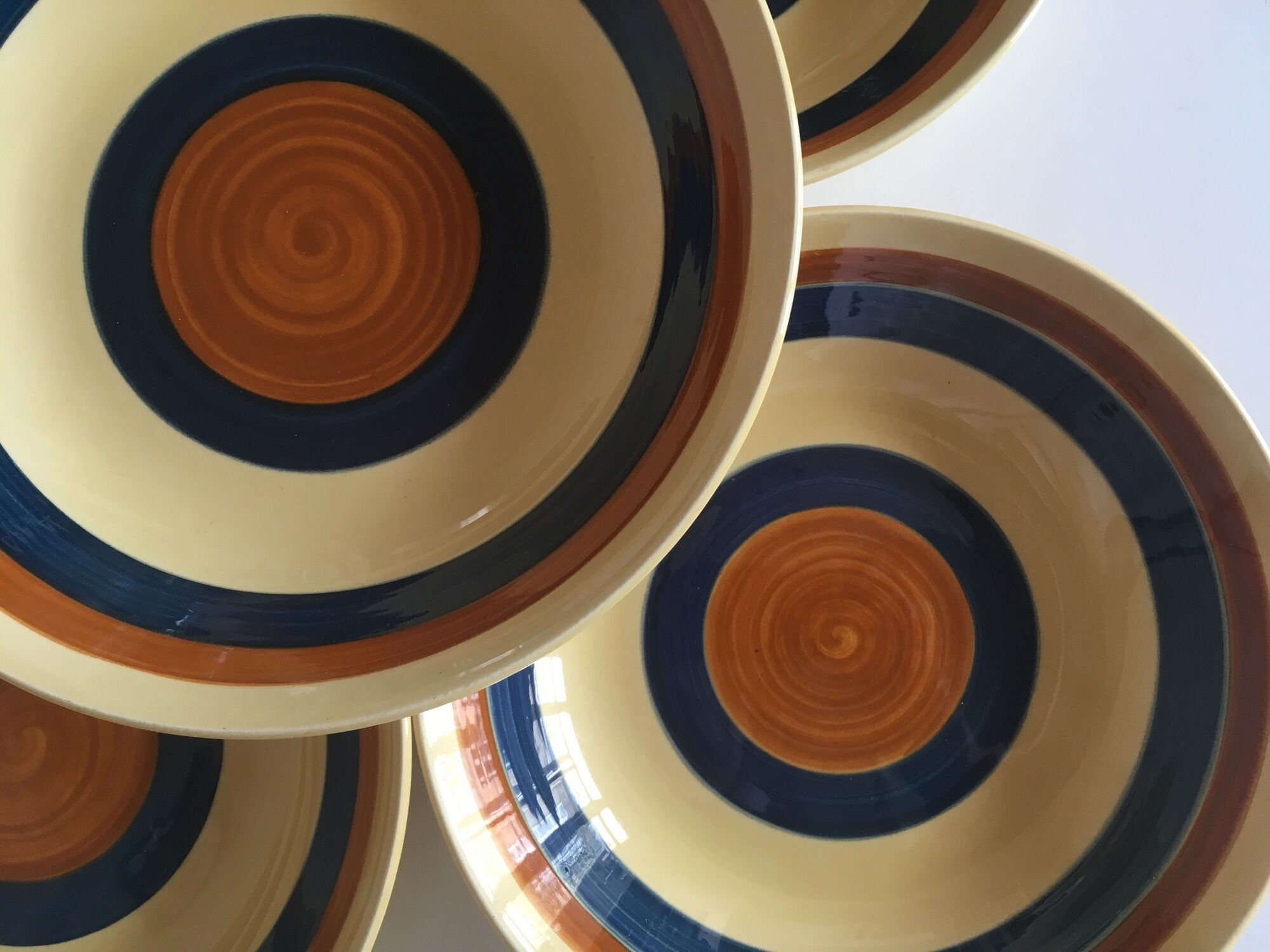 Set of 8 hollow plates cap faience gience of Gien 1970s