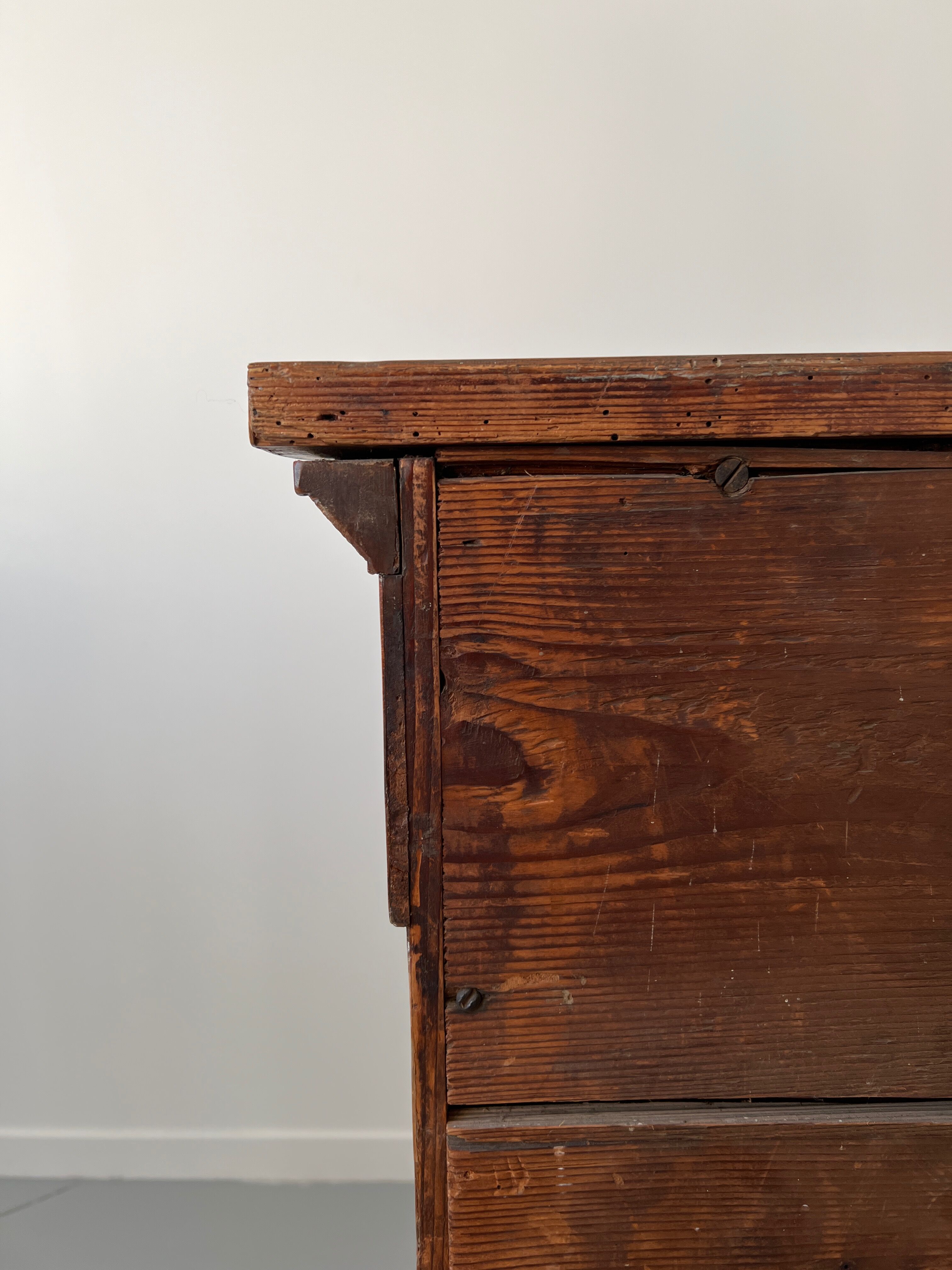 Commode Biedermeier en placage de merisier circa 1830