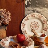 Six antique plates opaque porcelain from GIEN, service "Osborne"