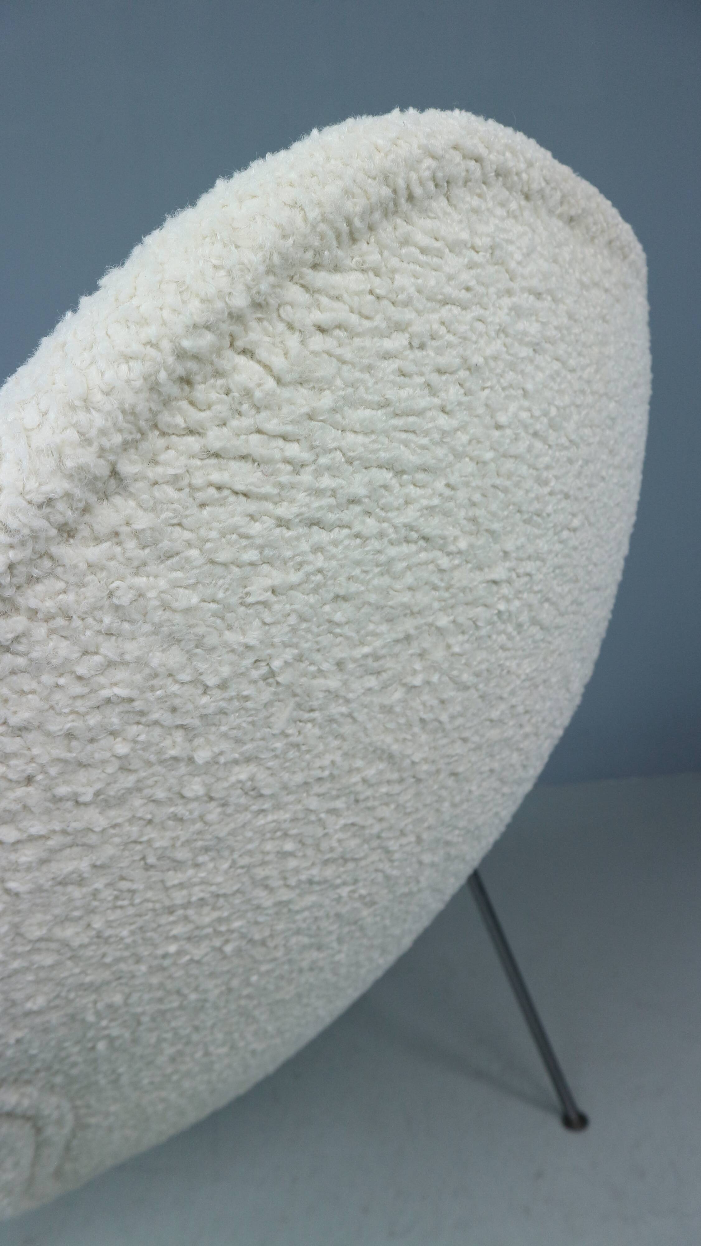 F555 Bouclé Lounge Chair by Pierre Paulin for Artifort 1960s