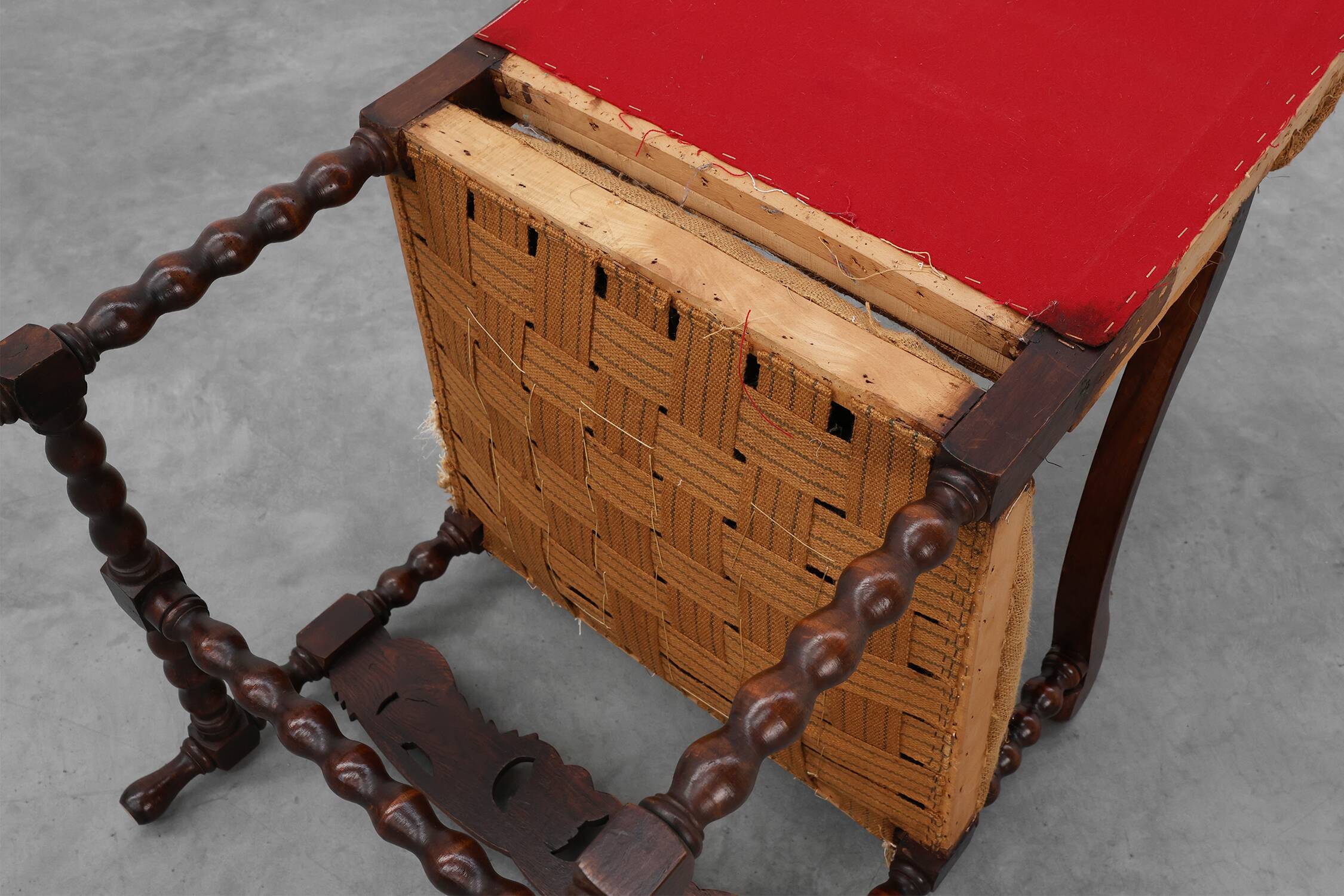 18th-Century Belgian Baroque Armchair in Wood and Leather, Louis XIV Period